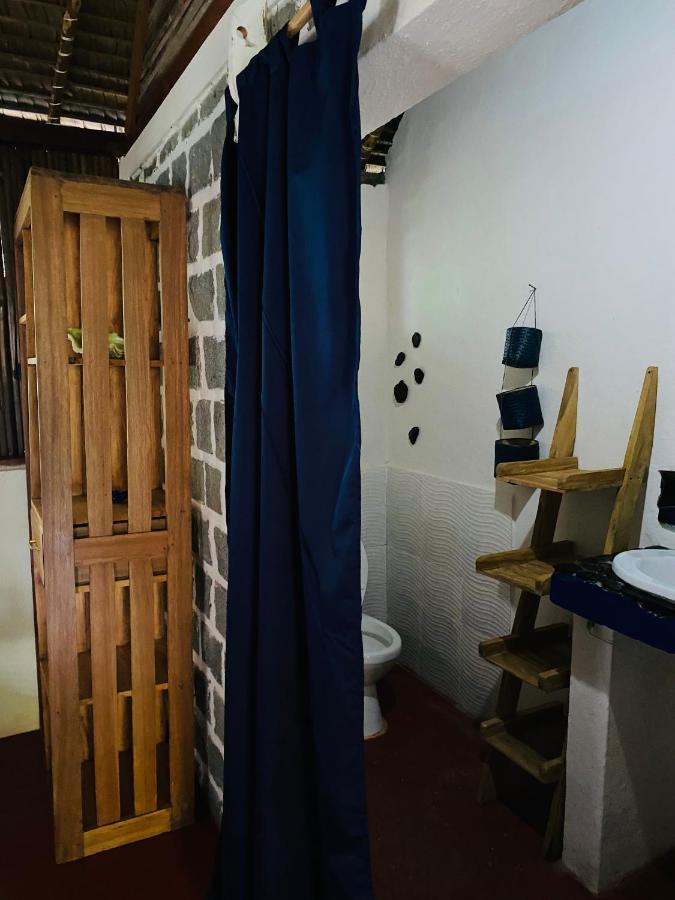 Tamarin Lodge Ампангоринана Экстерьер фото