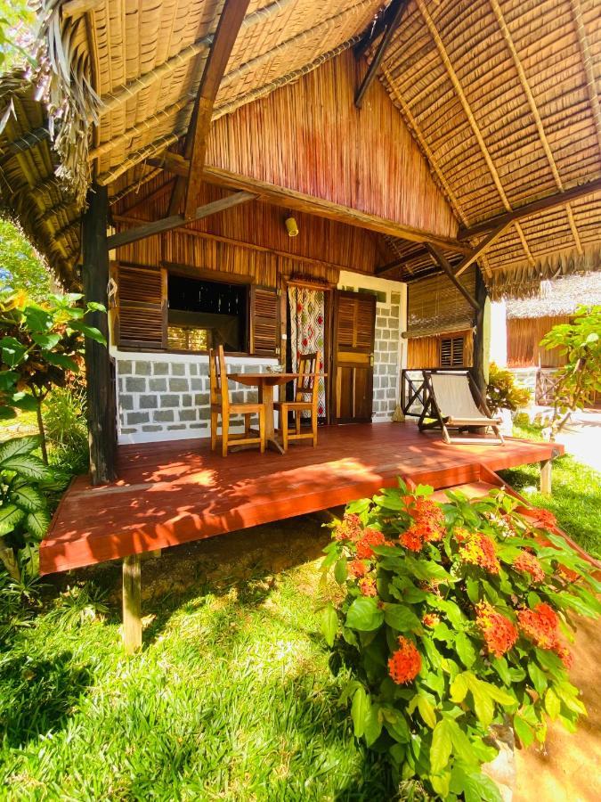Tamarin Lodge Ампангоринана Экстерьер фото