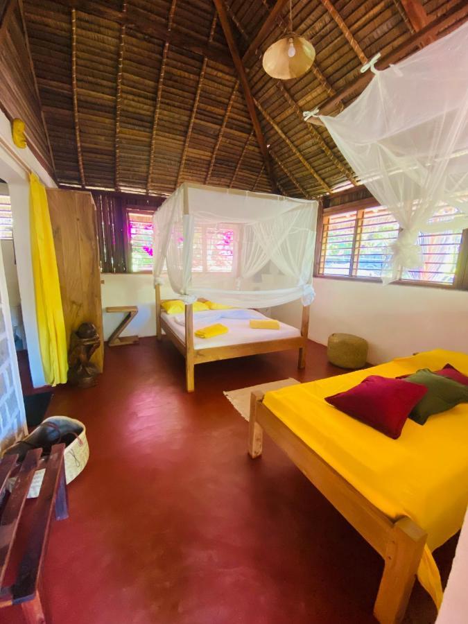 Tamarin Lodge Ампангоринана Экстерьер фото