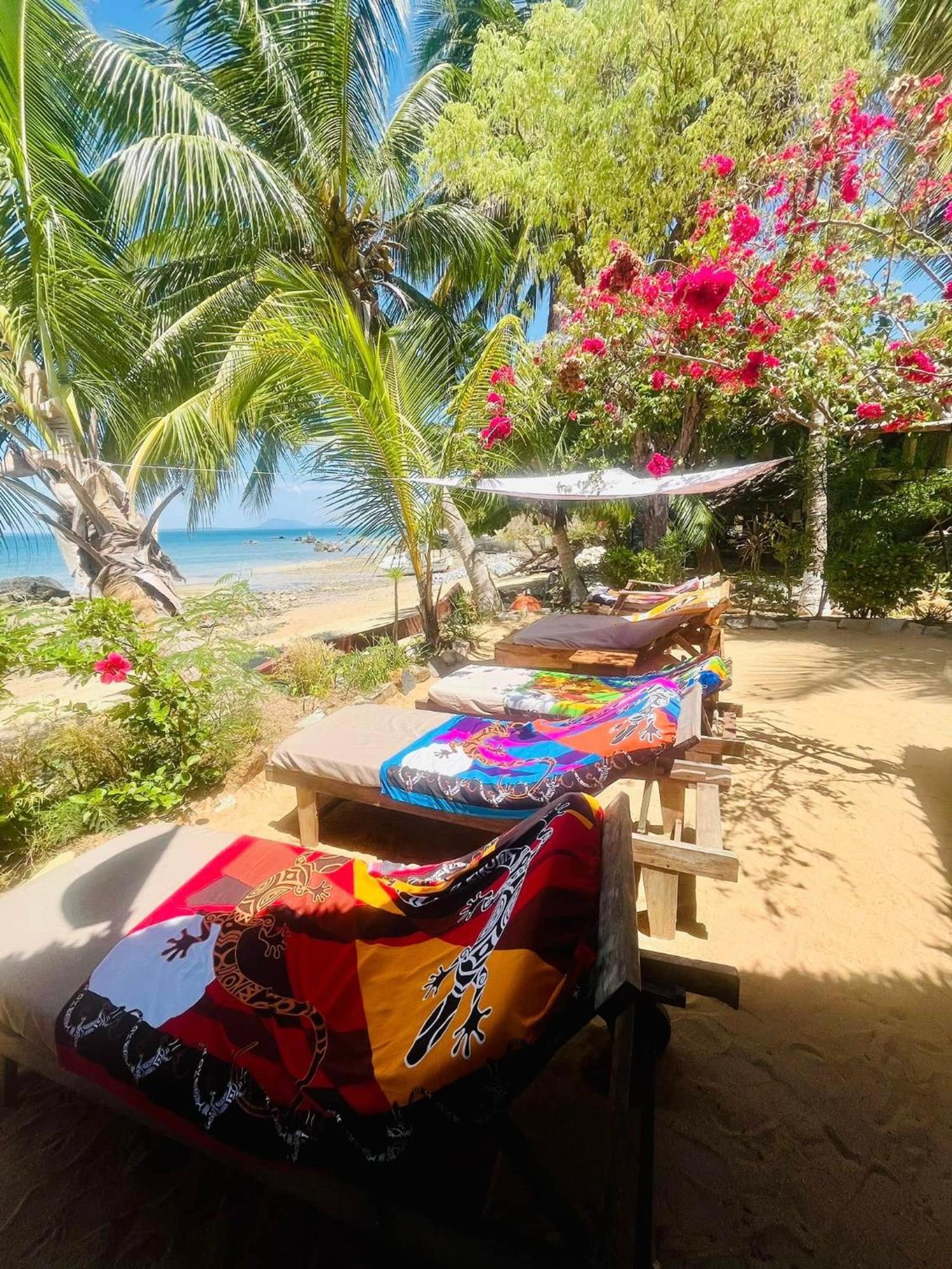 Tamarin Lodge Ампангоринана Экстерьер фото